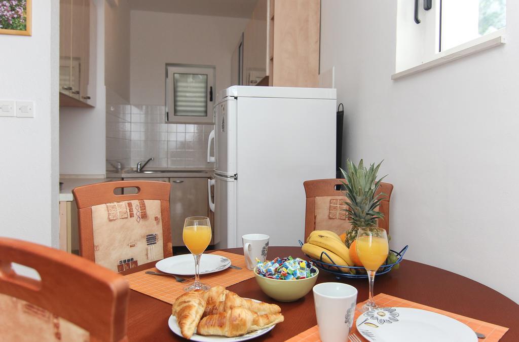 Villa Levanda Makarska Exteriör bild