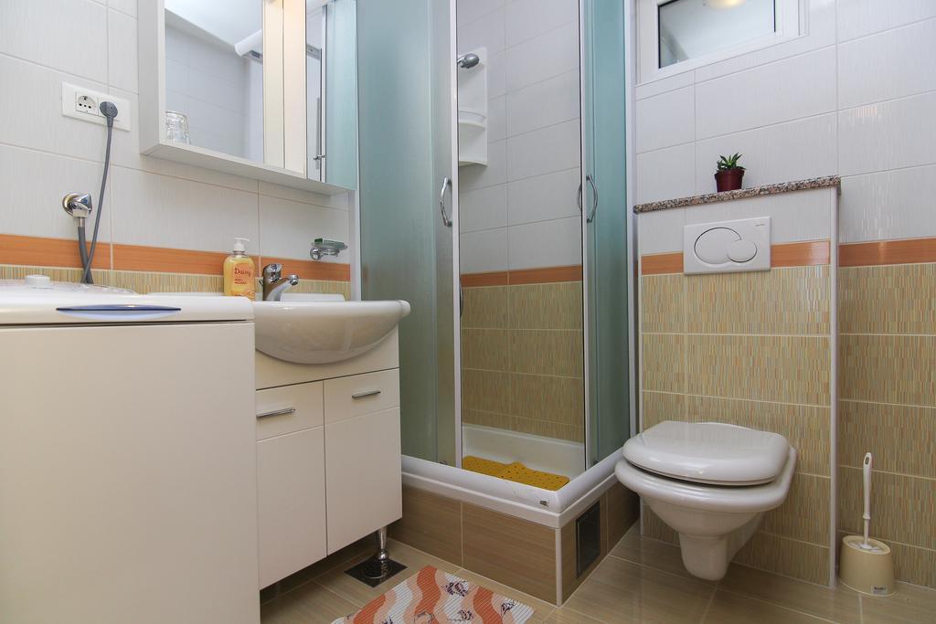 Villa Levanda Makarska Exteriör bild
